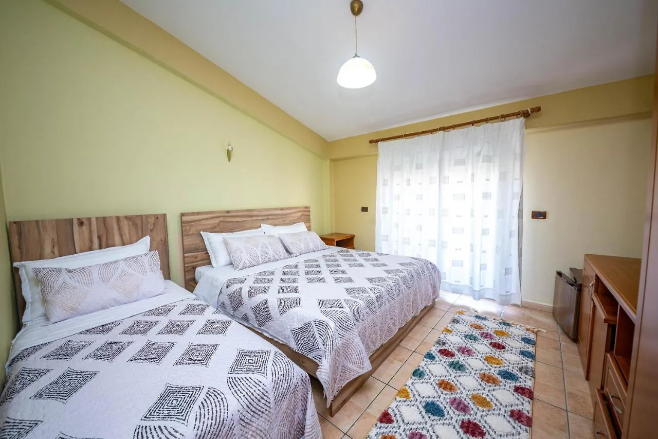 Hotel Zen Durres 4*,