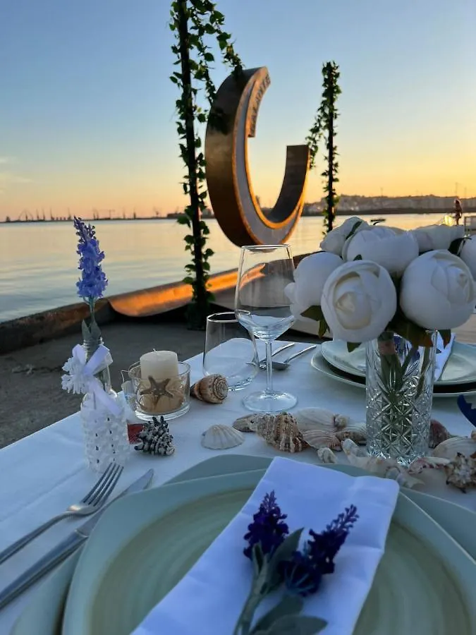Hotel Zen Durres 4*,